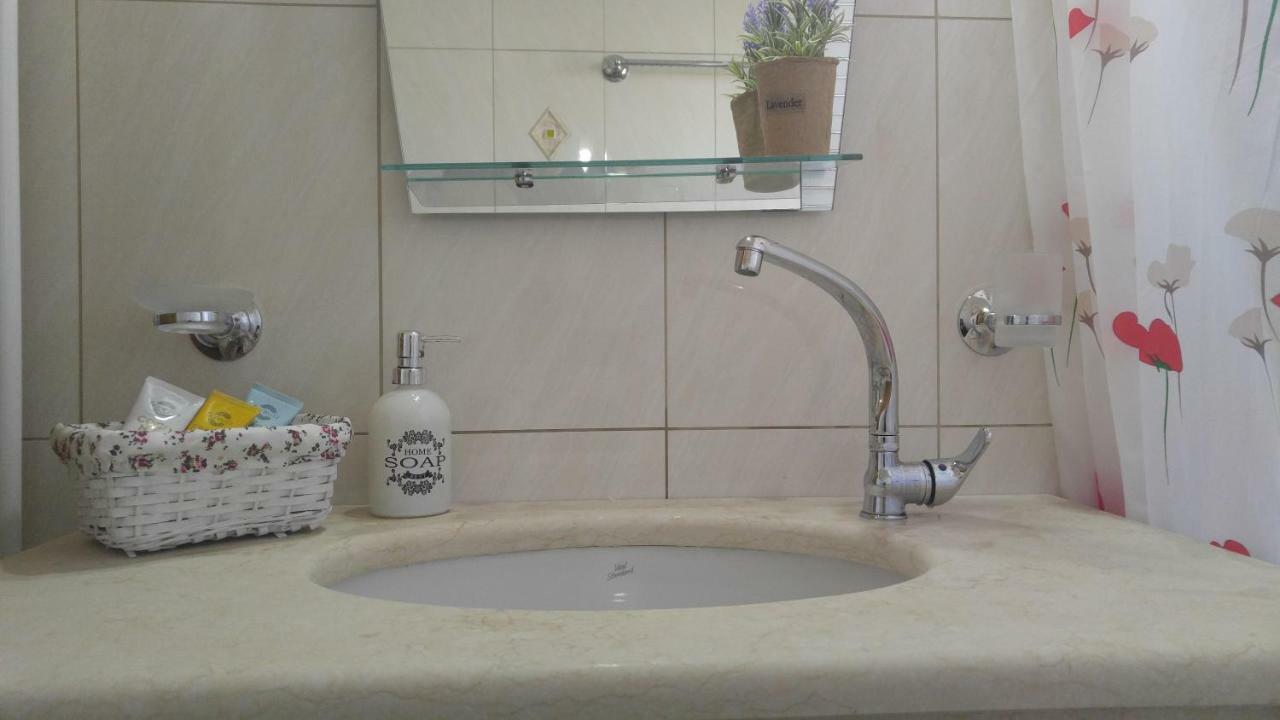 Avantis Apartments Perivólia エクステリア 写真