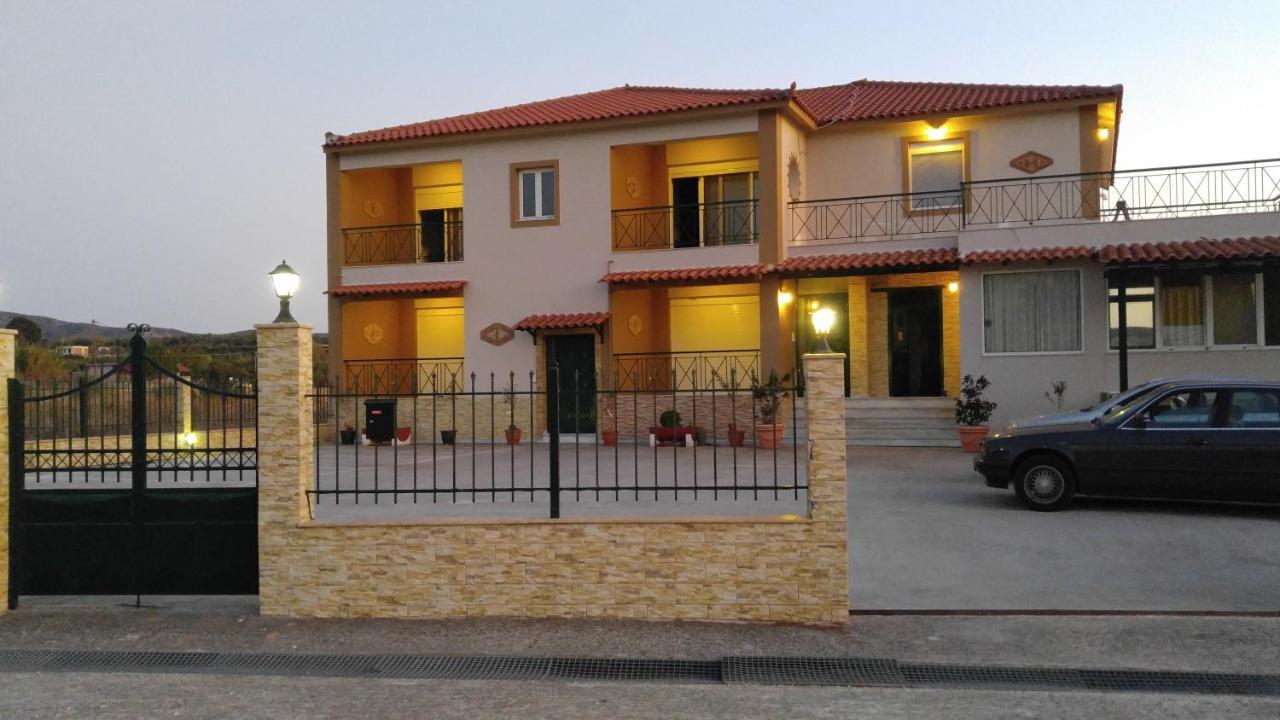 Avantis Apartments Perivólia エクステリア 写真
